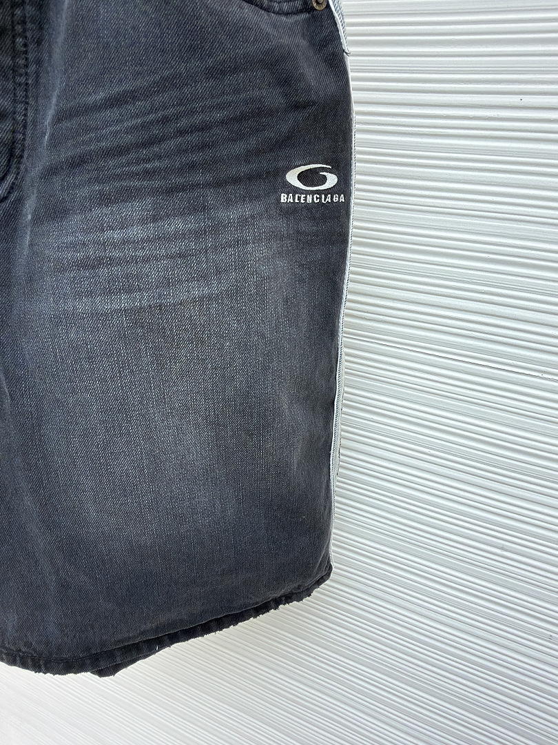 Balenciaga 3113-41L - Image 9