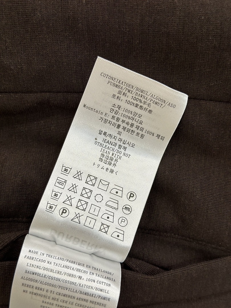 Burberry 567−8L - Image 15