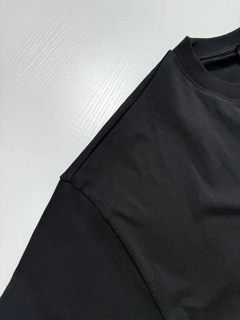 Prada 310-3L - Image 20