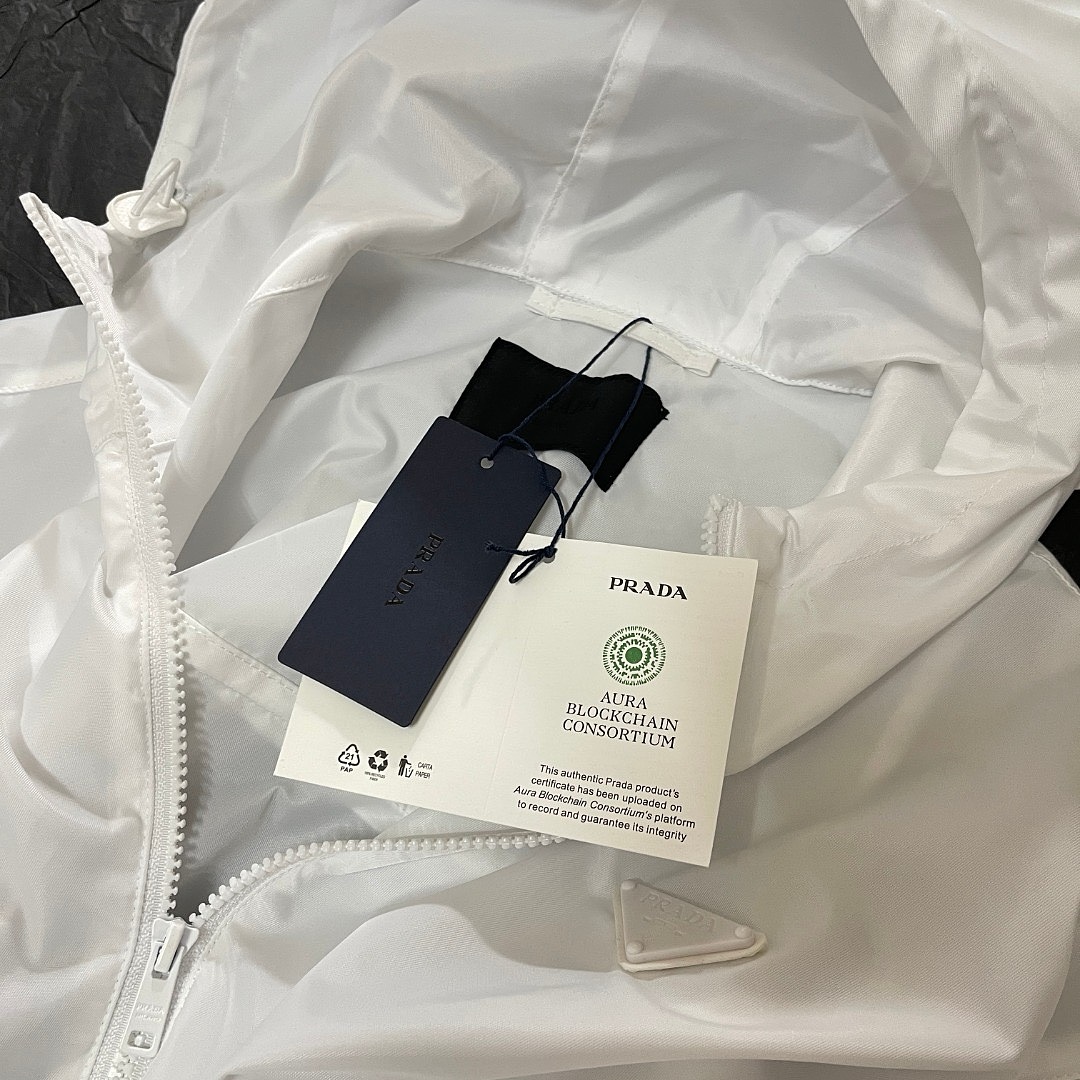 Prada 6888-60L - Image 35