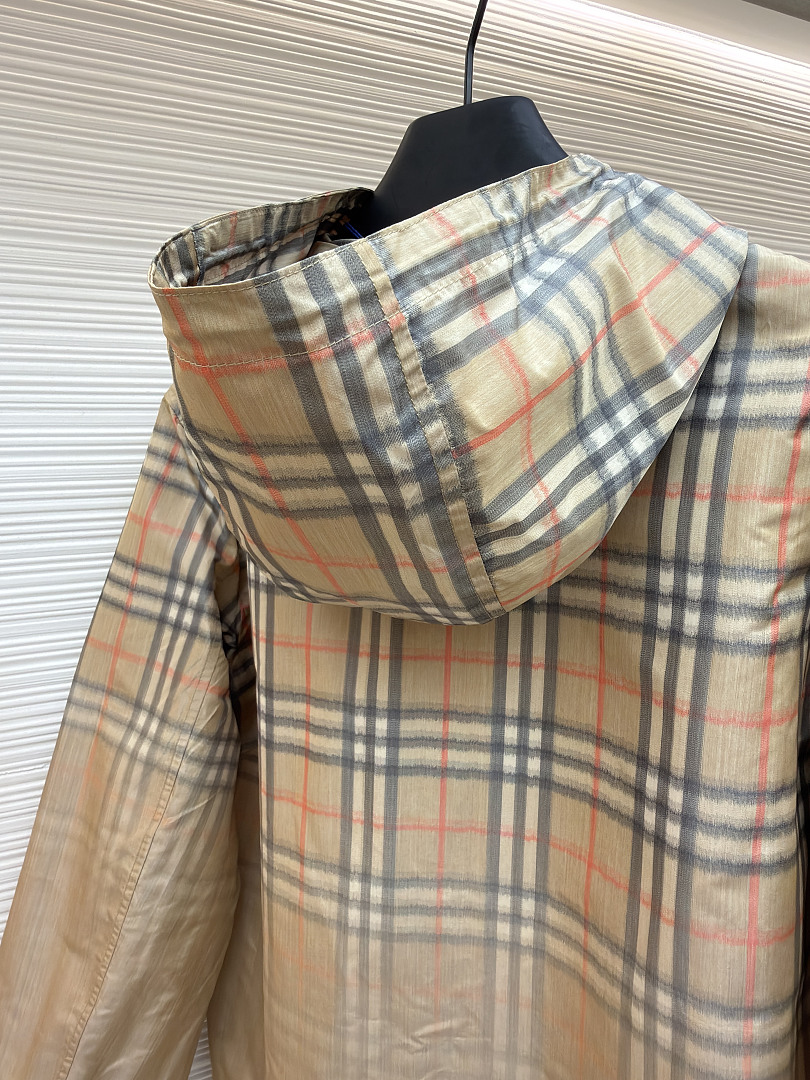Burberry 6D276-61L - Image 9