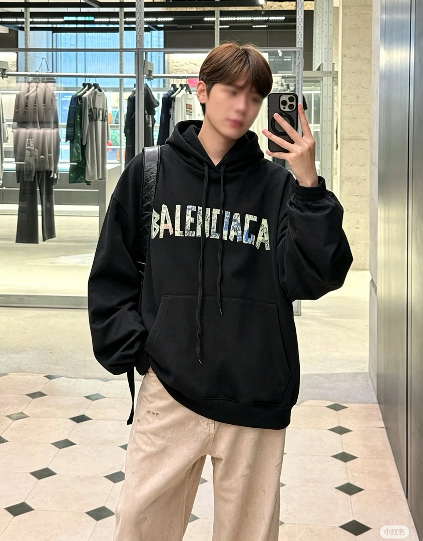 Balenciaga 3330-2L - Image 4