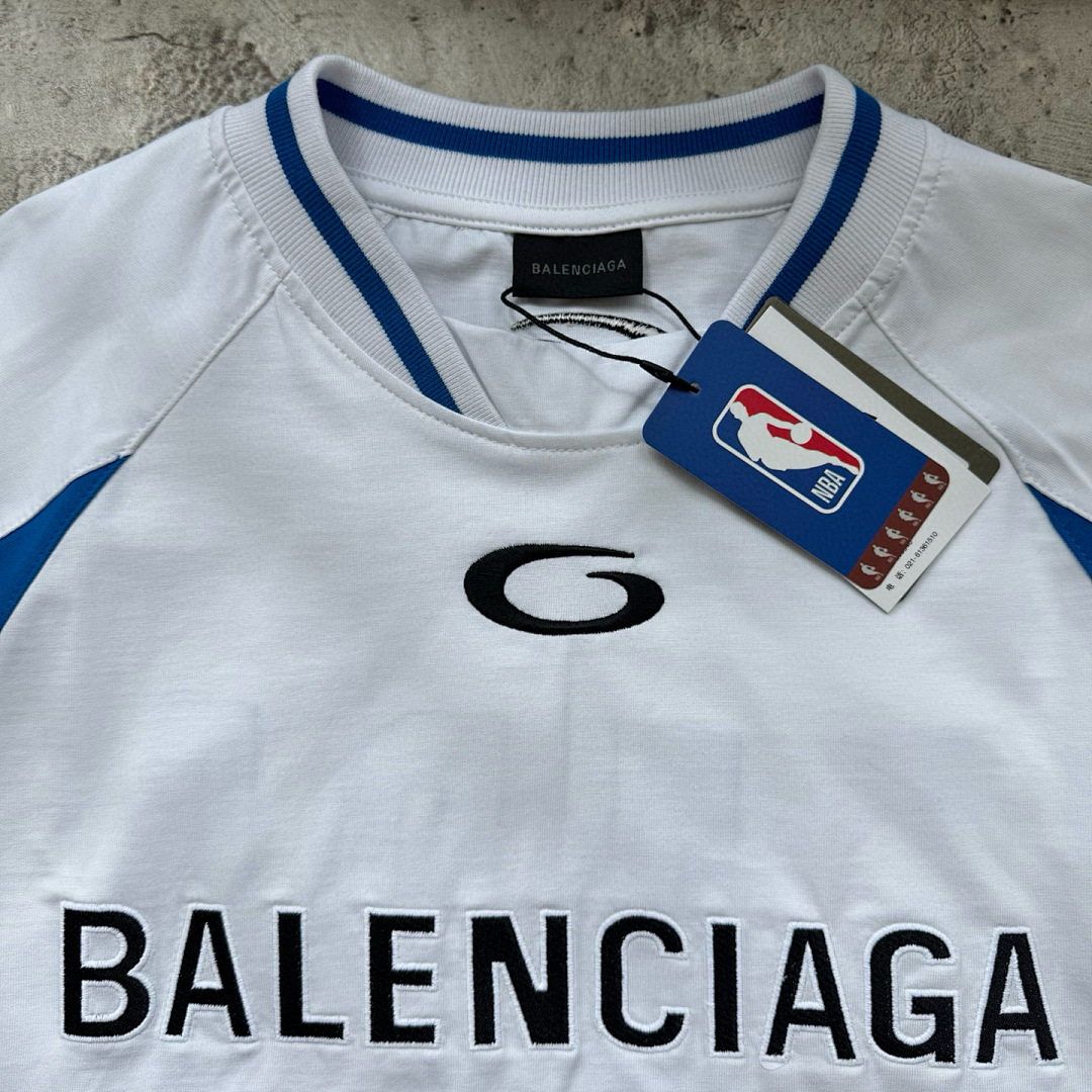 Balenciaga 52403−24L - Image 22