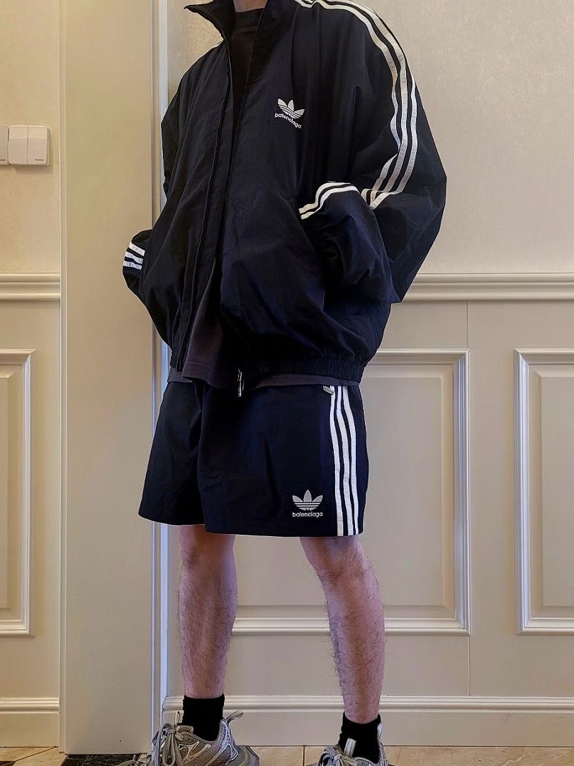Balenciaga 3036-39L - Image 4