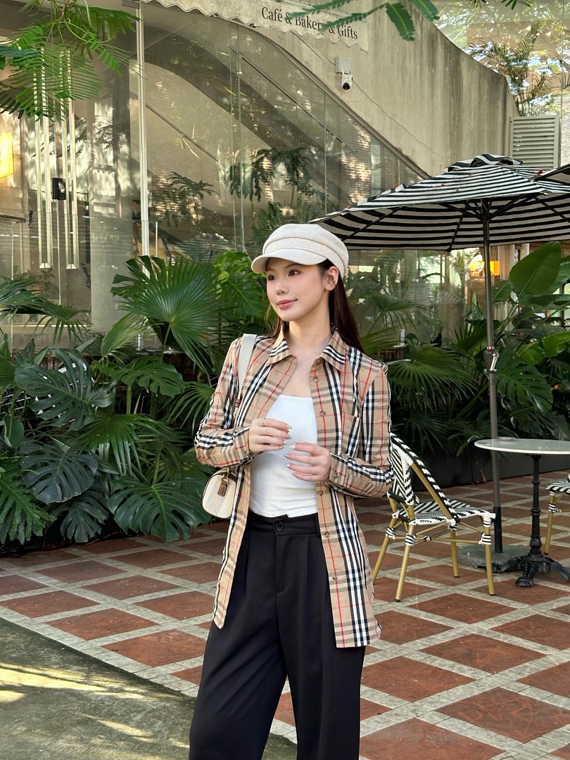 Burberry 6157-82L - Image 11