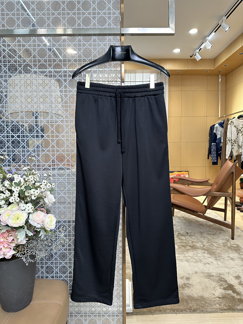 Gucci 308-38L - Image 17