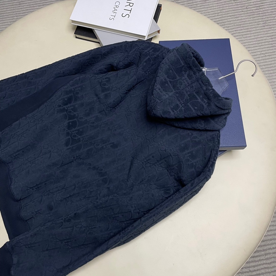 Dior Yuan Towel. 546−17L - Image 13