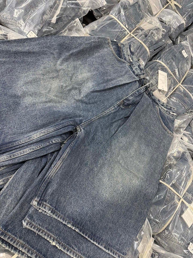 Balenciaga 3095-41L - Image 14