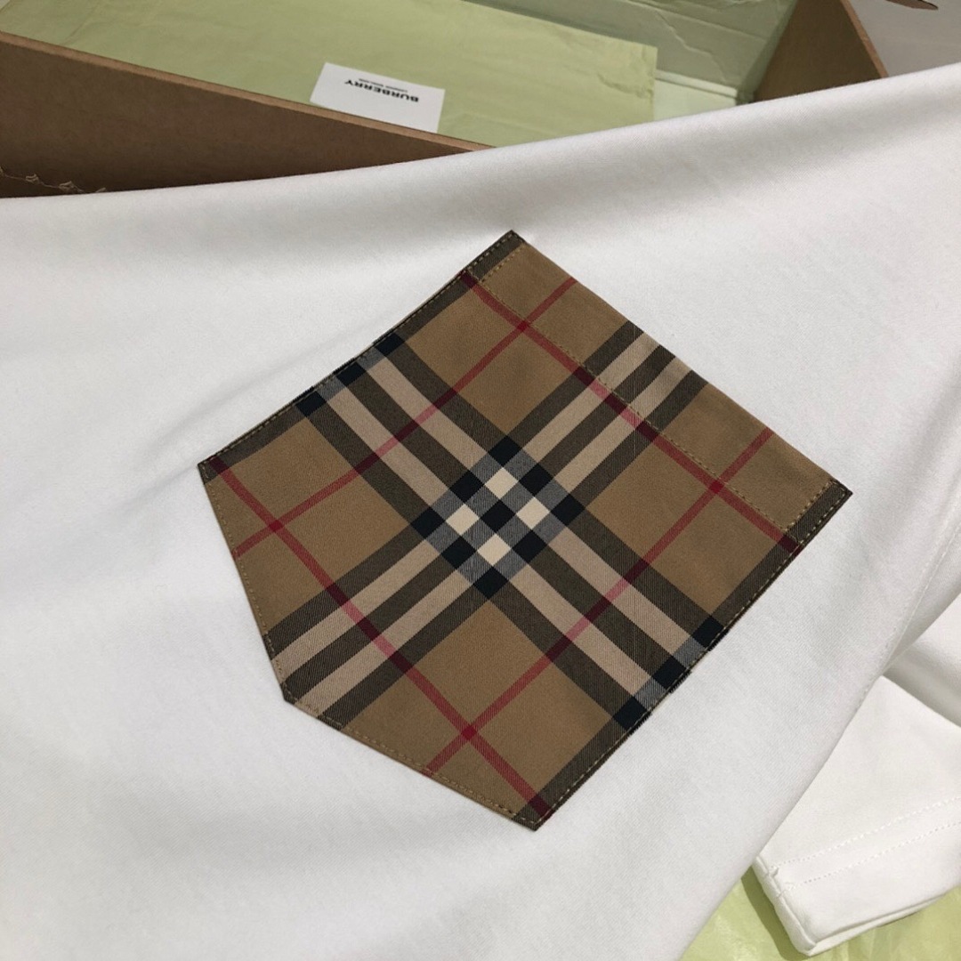 Burberry Burberry - Image 15