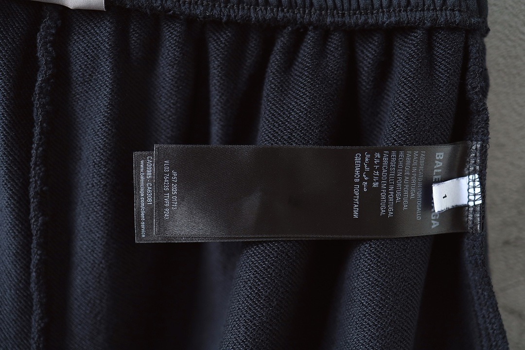 Balenciaga 5DD048−25L - Image 18