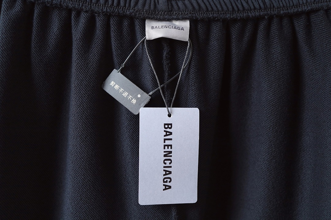 Balenciaga 5DD048−25L - Image 17