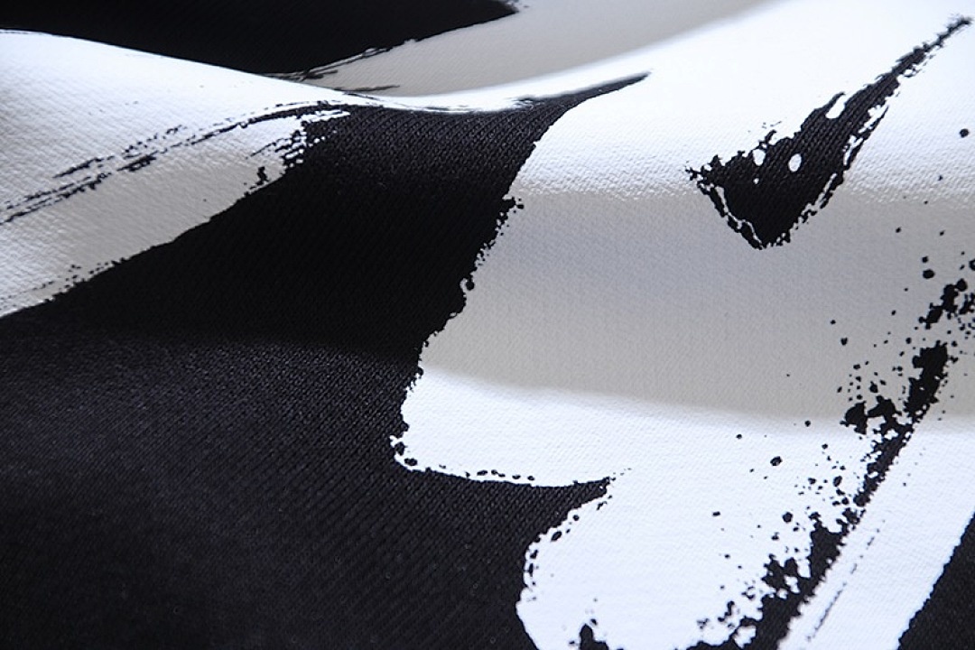 Off-White . - Image 8