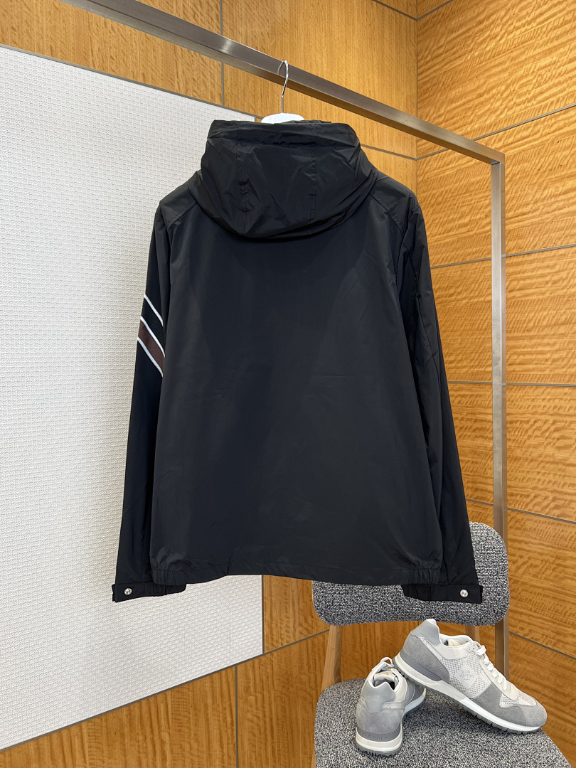 On Running 5928−8L - Image 15