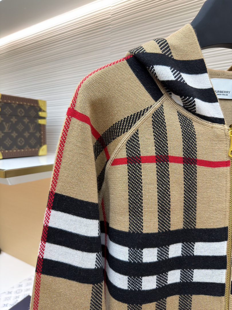 Burberry 5178−8L - Image 7