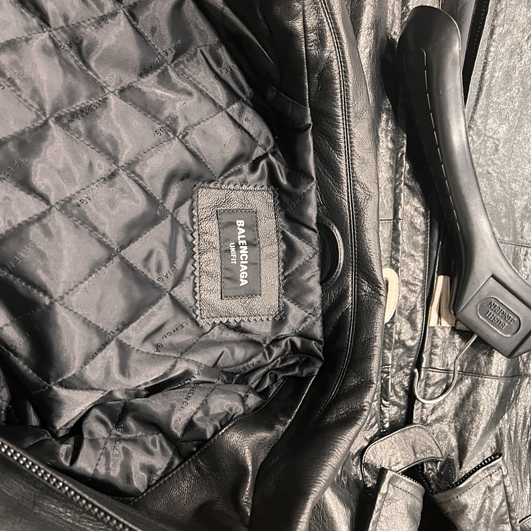 Balenciaga 580W00017Real Leather - Image 6