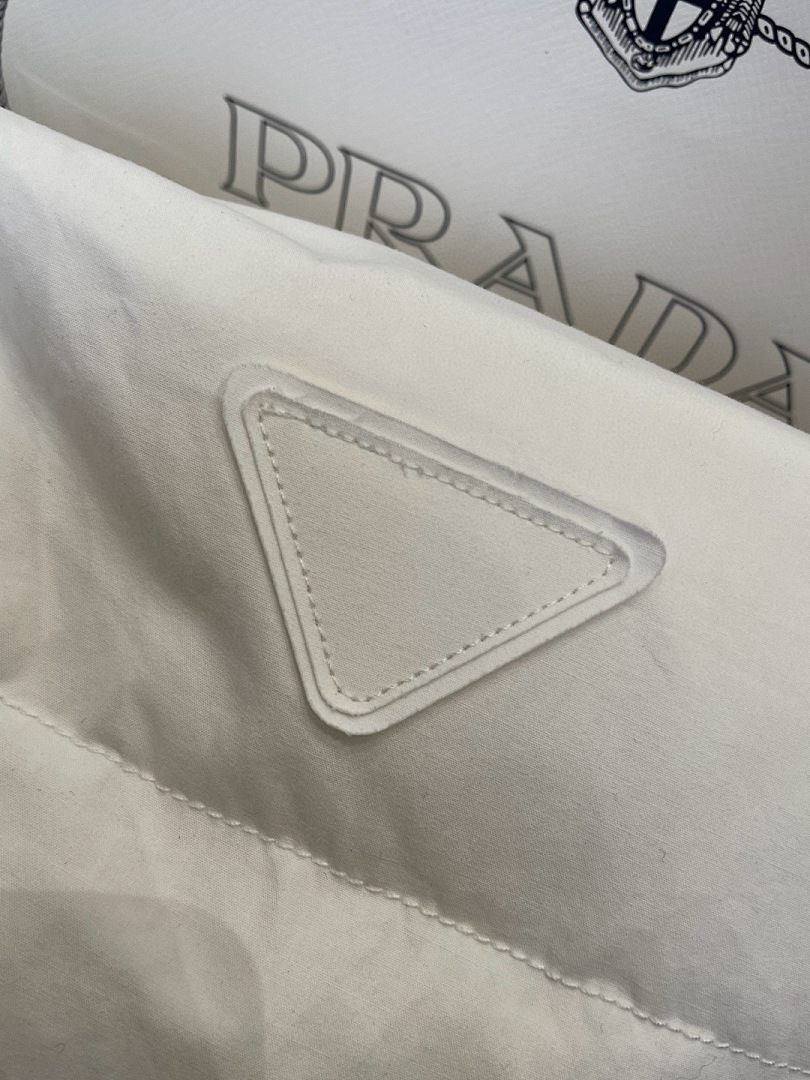 Prada 625025-78L - Image 6