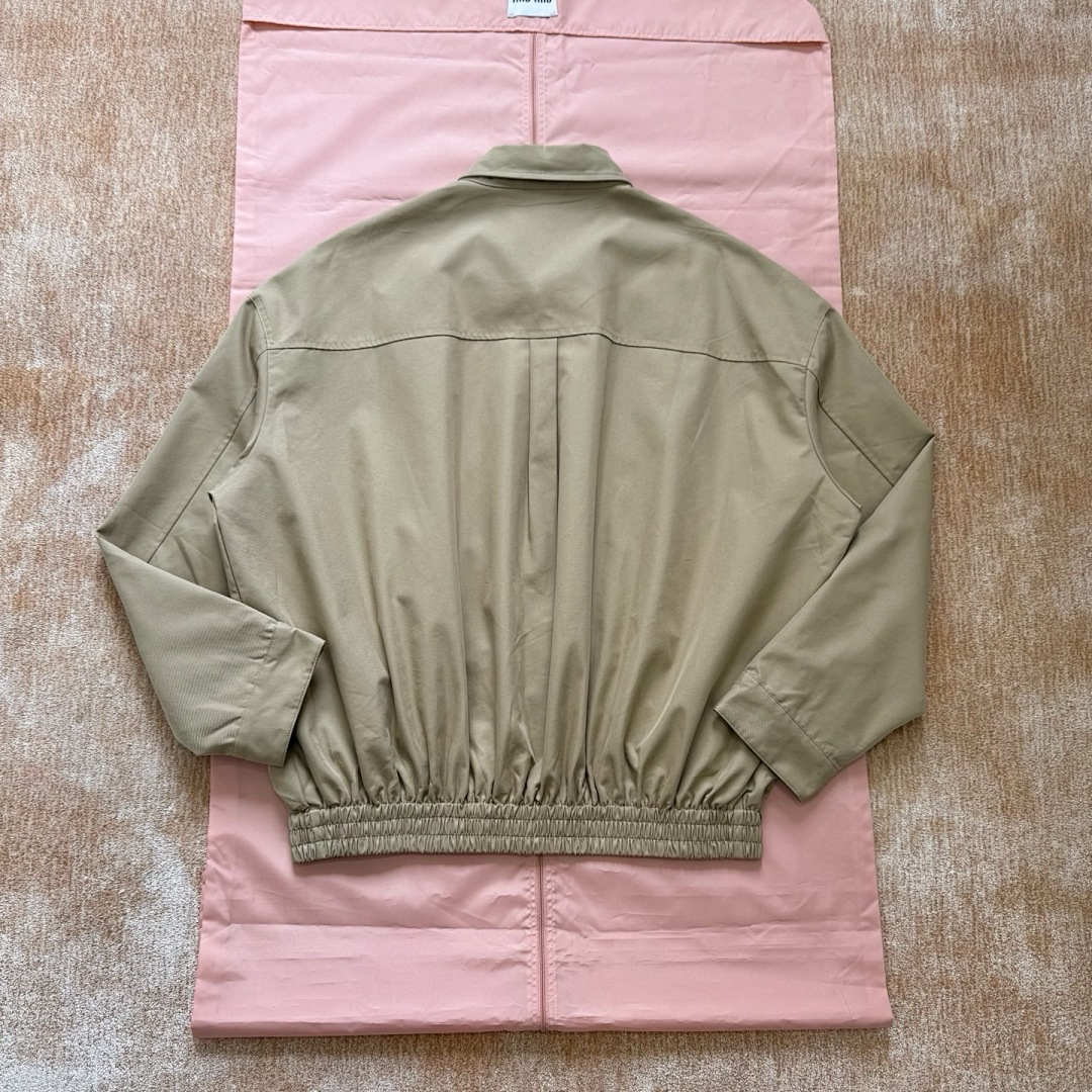 Miu Miu . 525192 Long Sleeve -51L - Image 5