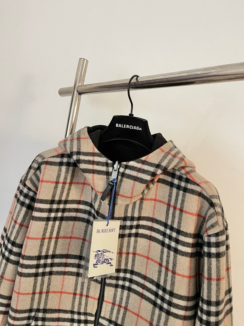 Burberry 6D277-61L - Image 10