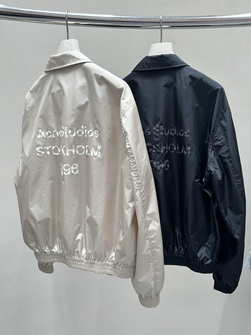 Acne Studios 52131−51L