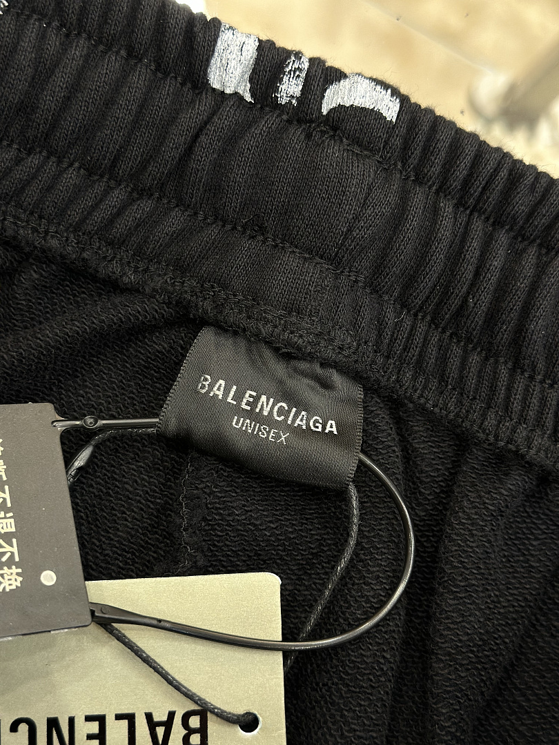 Balenciaga 512−8L - Image 19