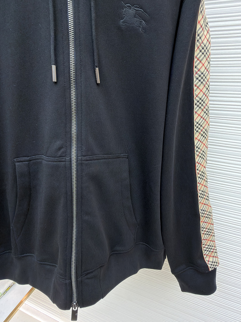 Burberry 525214−51L - Image 11