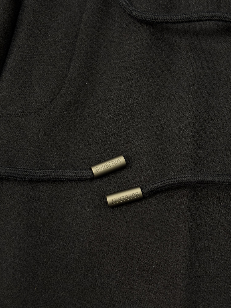 On Running Jacket Price:549 Pants 309 5191−8L - Image 6