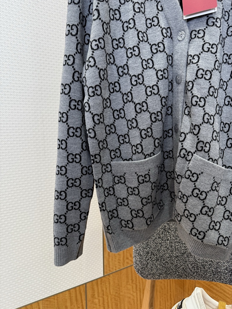 Gucci 51977-8L - Image 8