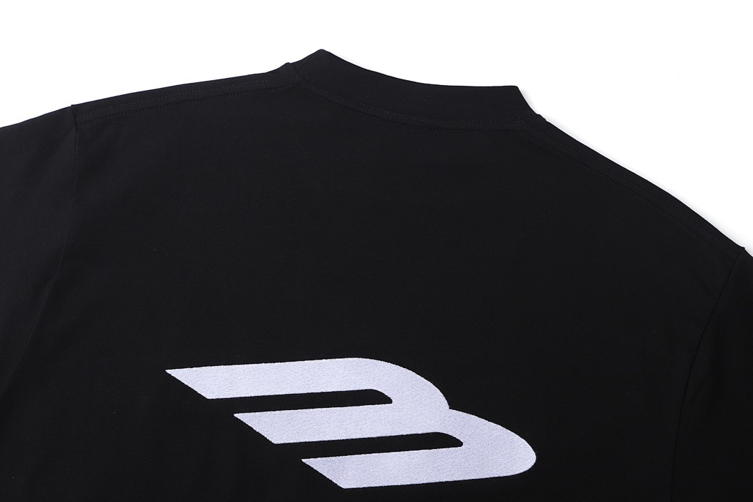 Balenciaga 52015-51L - Image 10