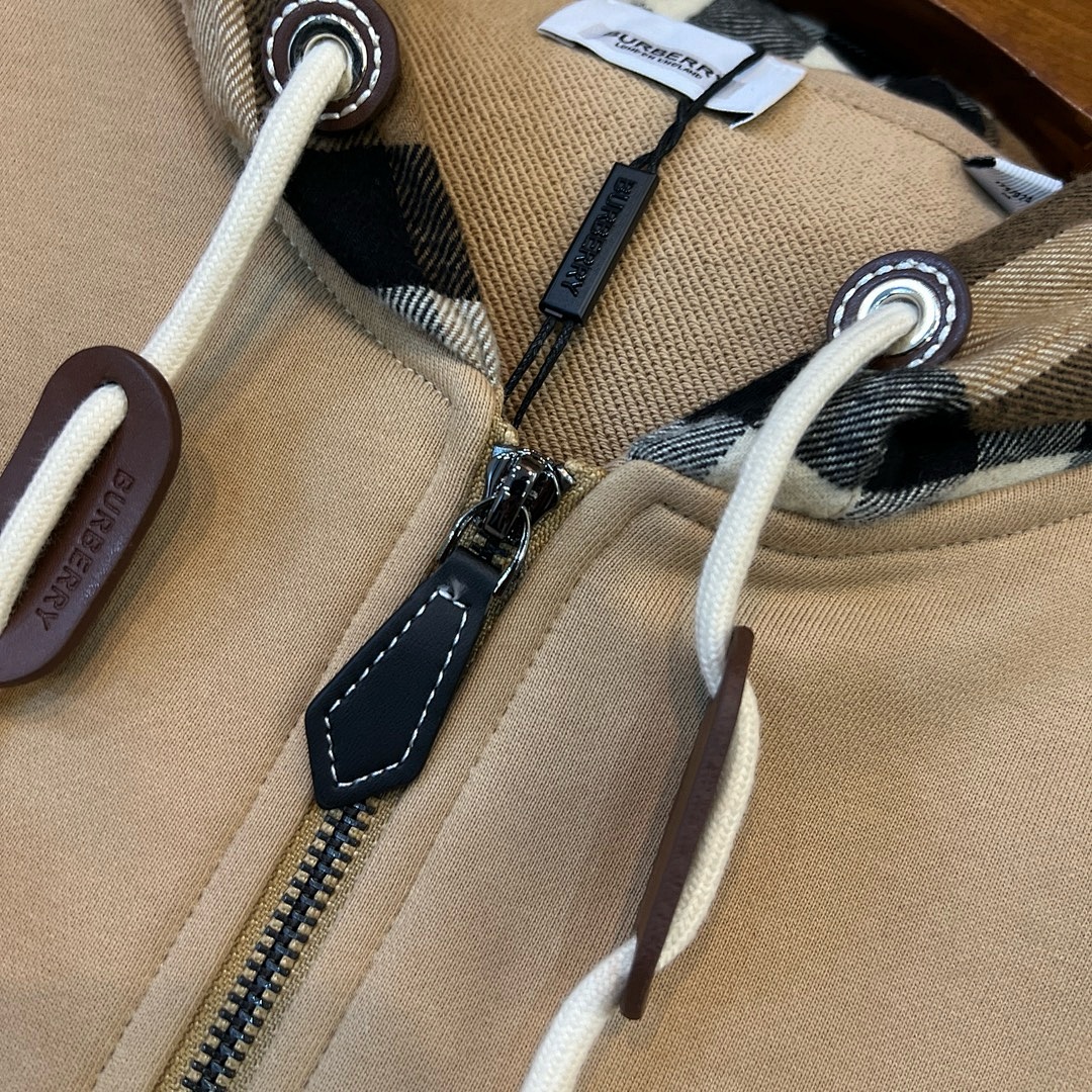 Burberry 6B013-65L - Image 3
