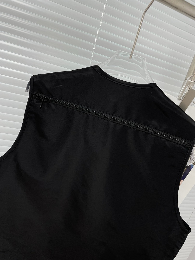 Prada 3023-32L Reversible - Image 7