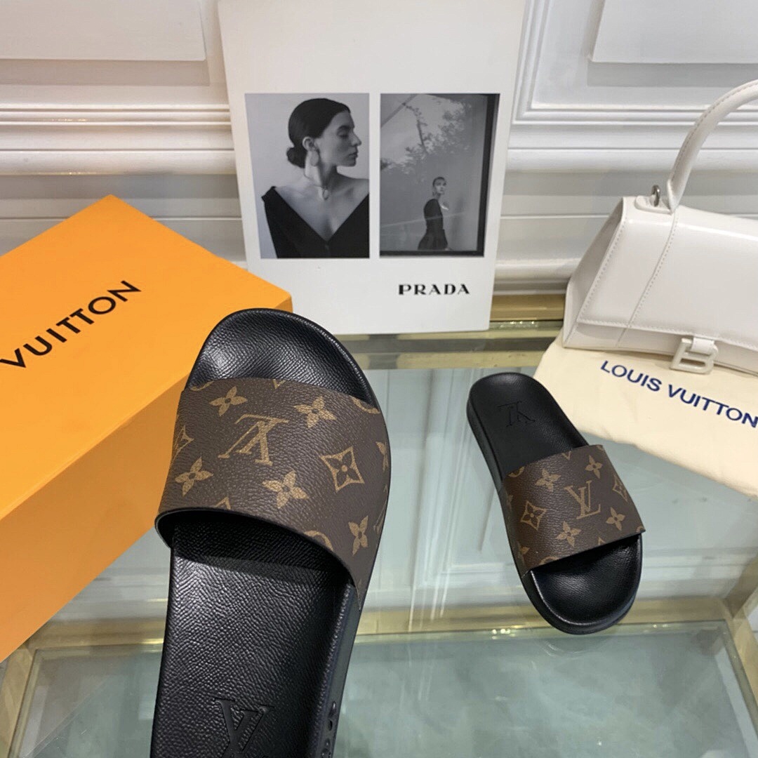 Unbranded Slides Price: 229Yuan Leather - Image 6