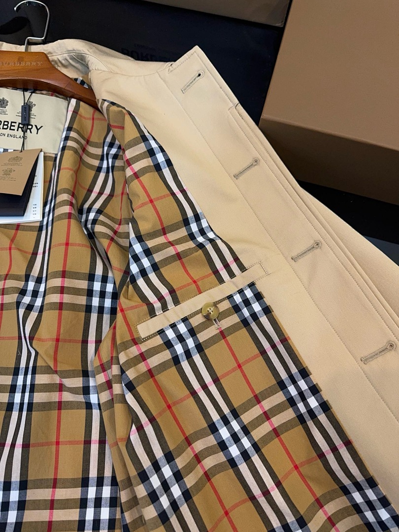 Burberry —6B01-65L - Image 9