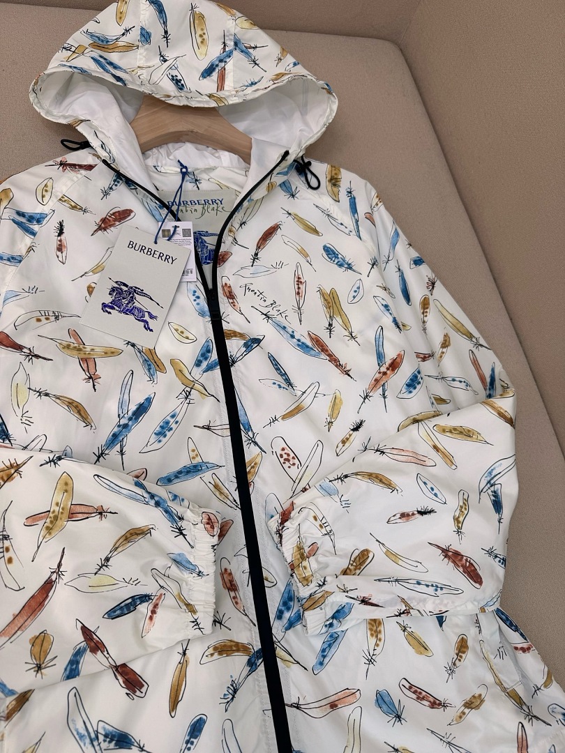 Burberry 3WT5231-8L - Image 12
