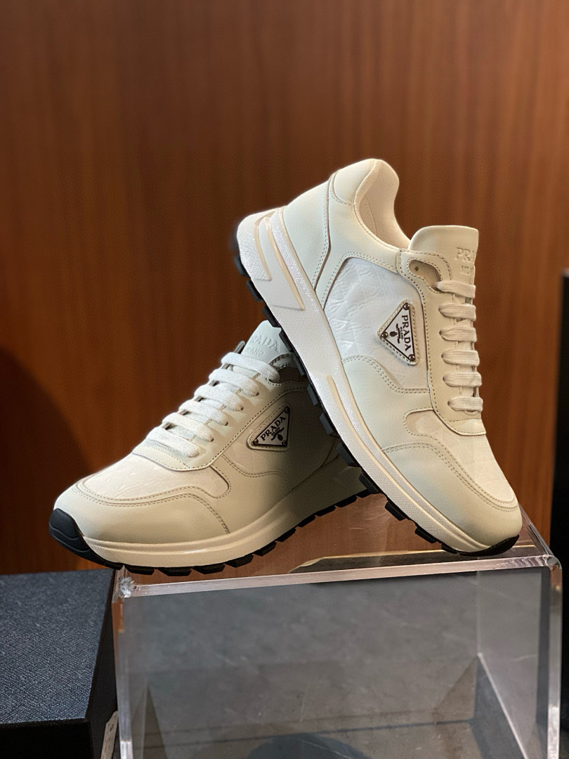 Prada 533552−33L - Image 16