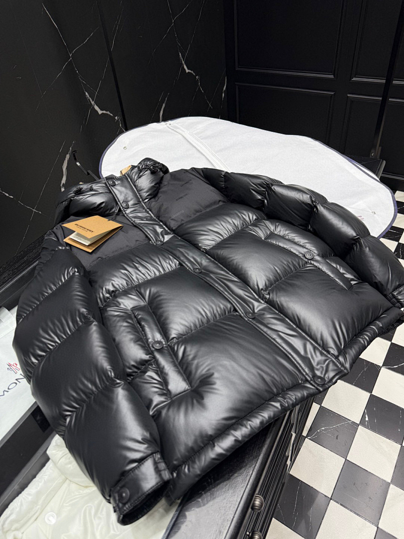 Burberry . 59650−92L - Image 10
