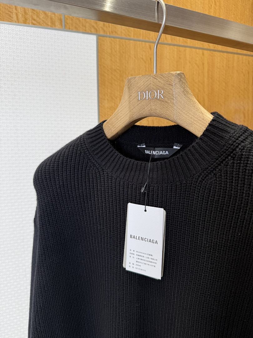 Balenciaga 6276-69L - Image 13