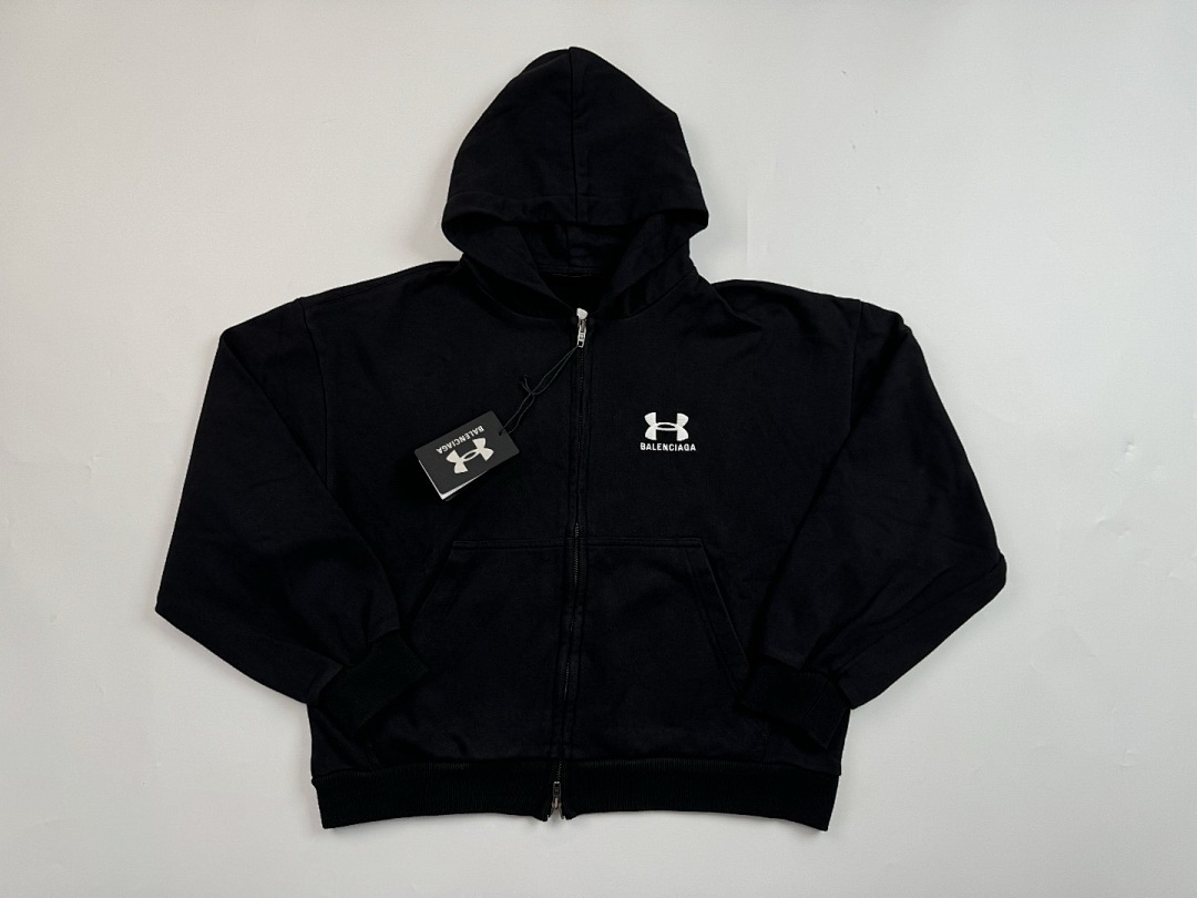 Balenciaga Half - Image 9