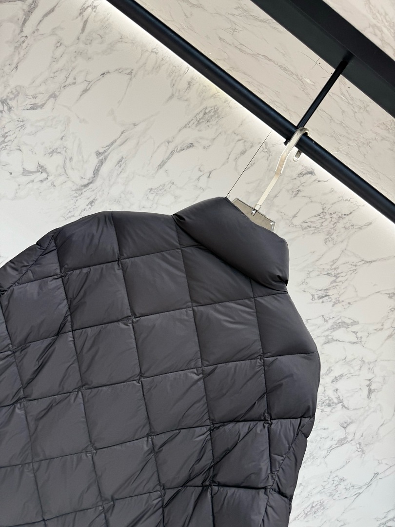 Prada 327-13L - Image 9