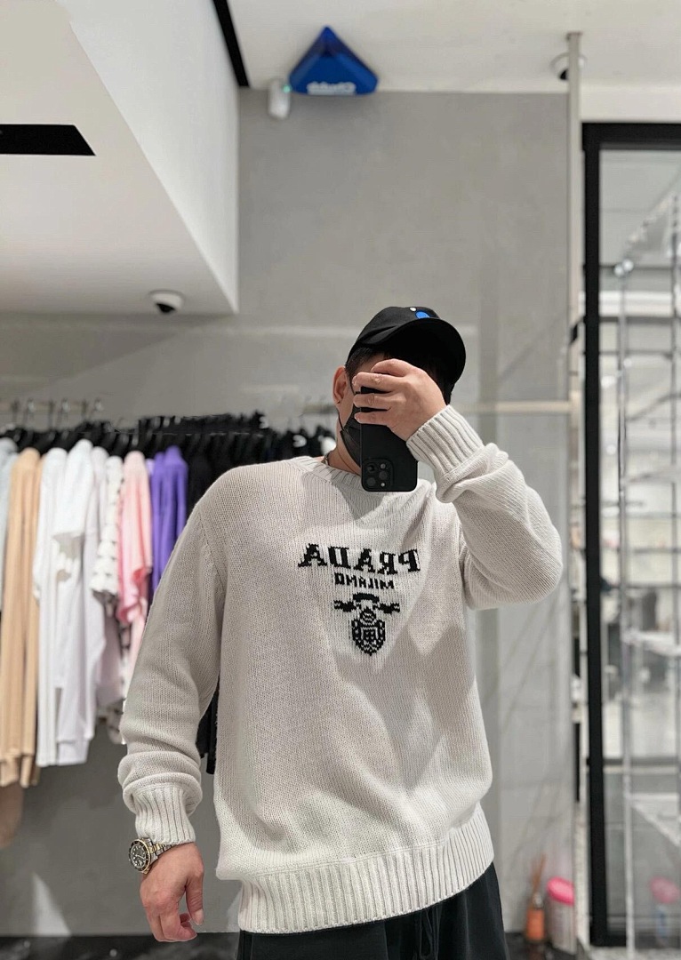 Prada 625269-60L - Image 2