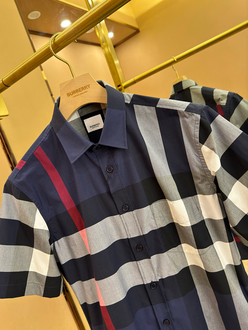 Burberry L68B074-65L - Image 13