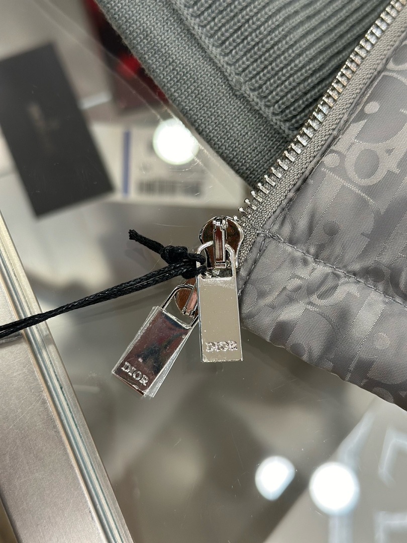 Dior 5235−96L - Image 26