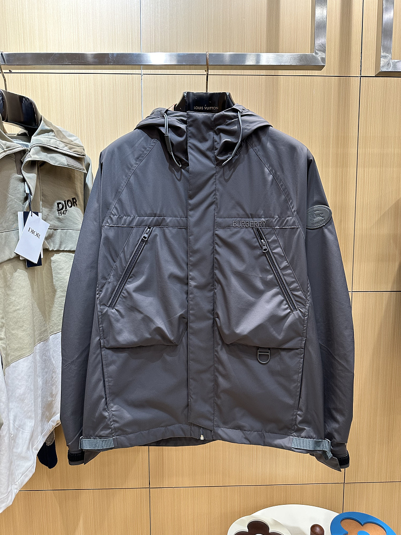 Burberry 5150−8L - Image 24