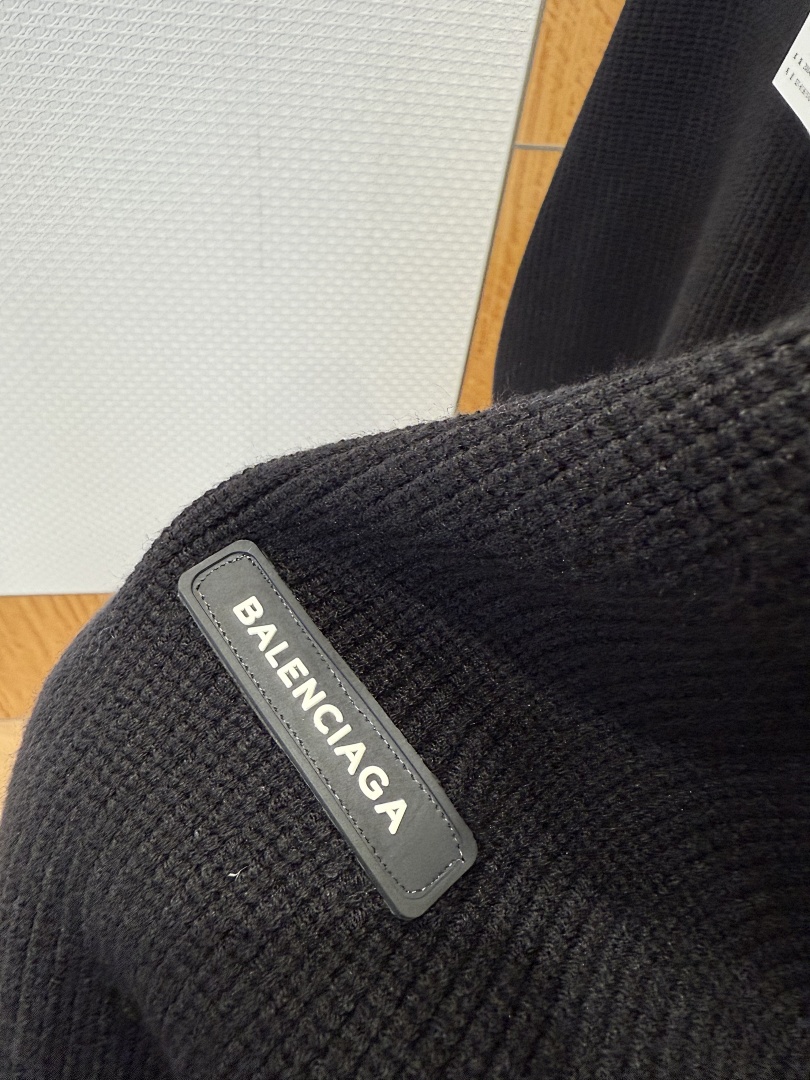 Balenciaga 6276-69L - Image 12