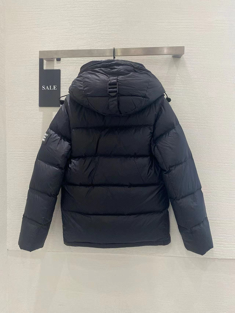 Burberry 56105-20L - Image 4