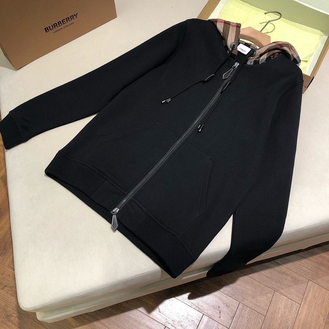 Burberry Yuan — - Image 17