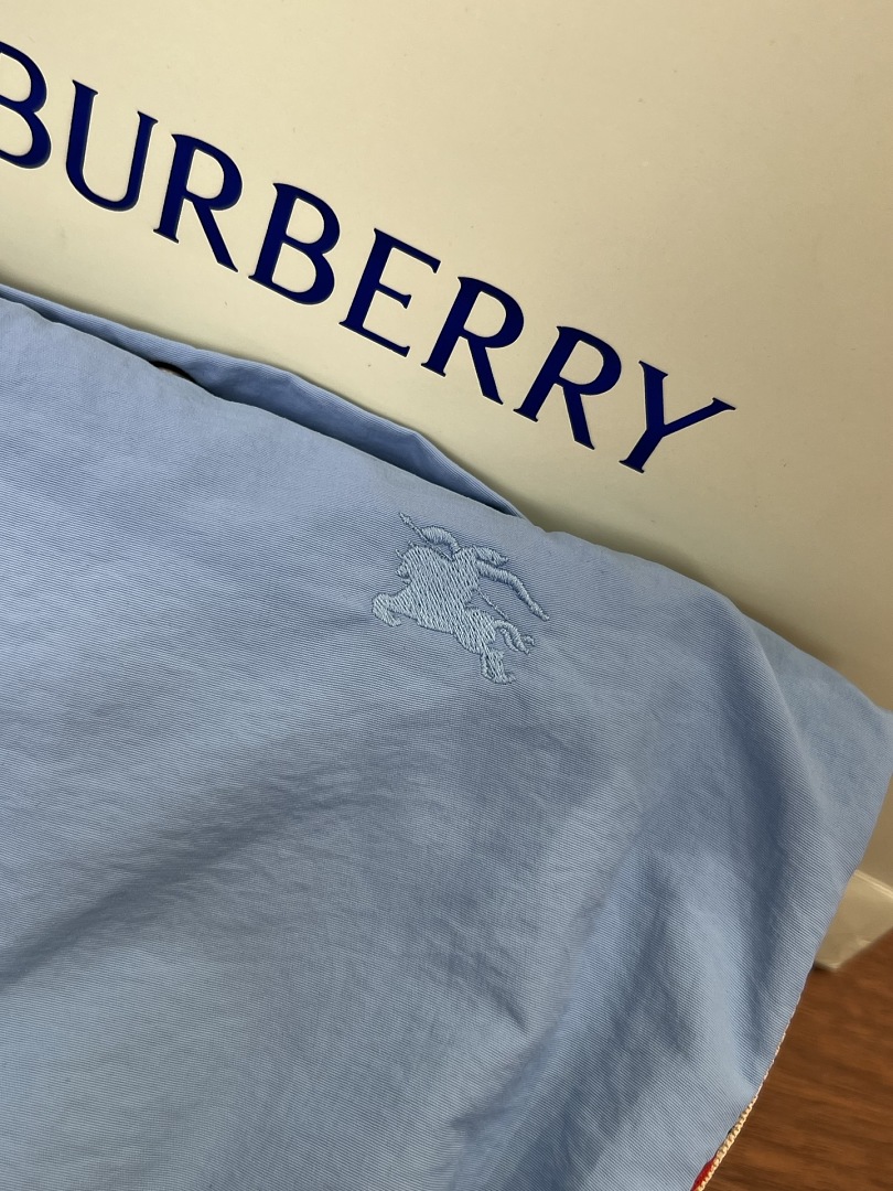 Burberry 5039−51L - Image 27