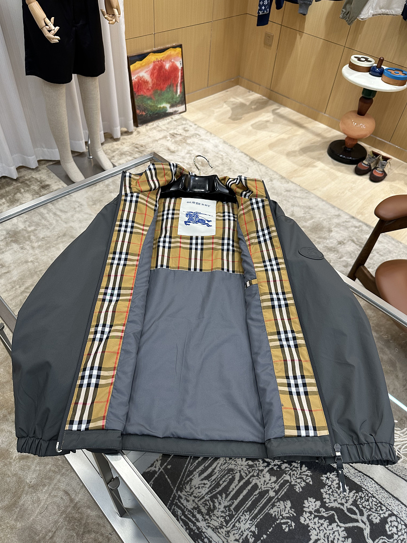 Burberry 5151−8L - Image 11