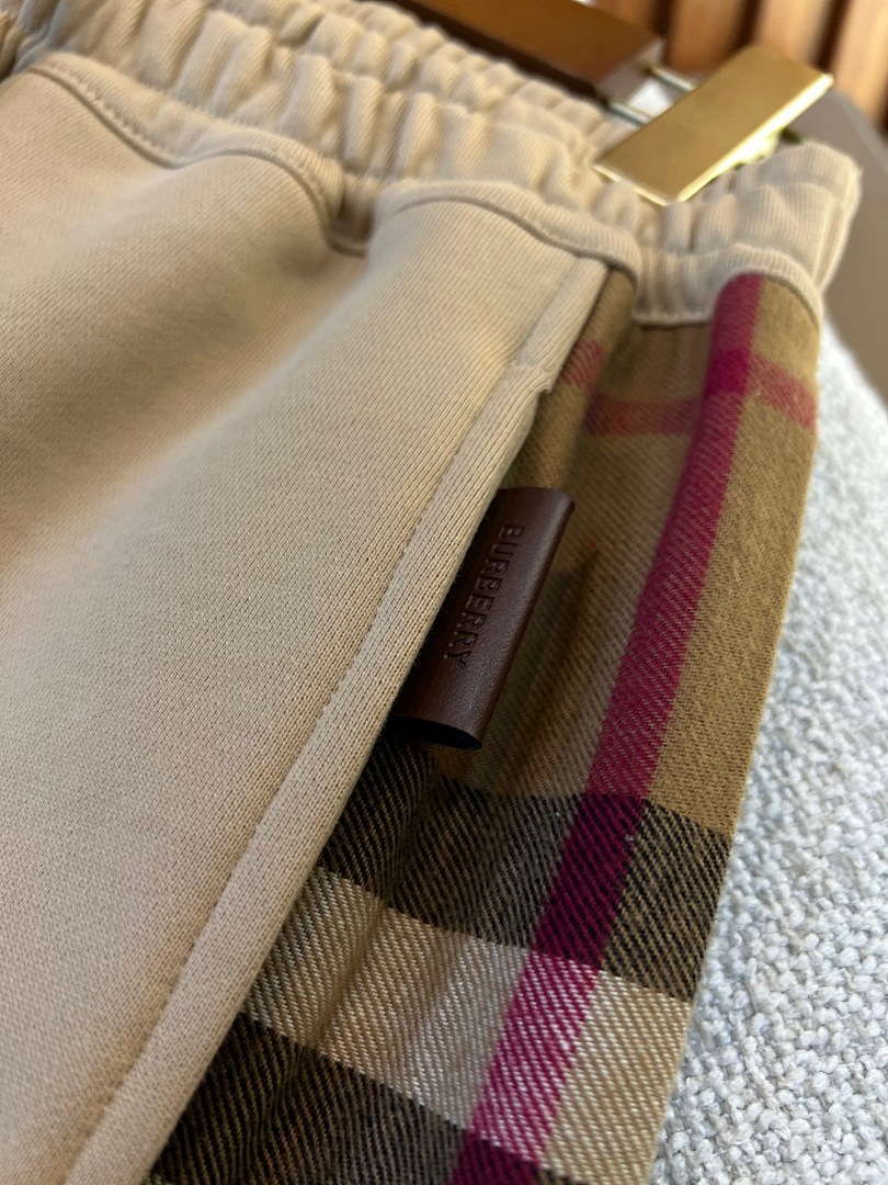 Burberry –6B026-65L - Image 9