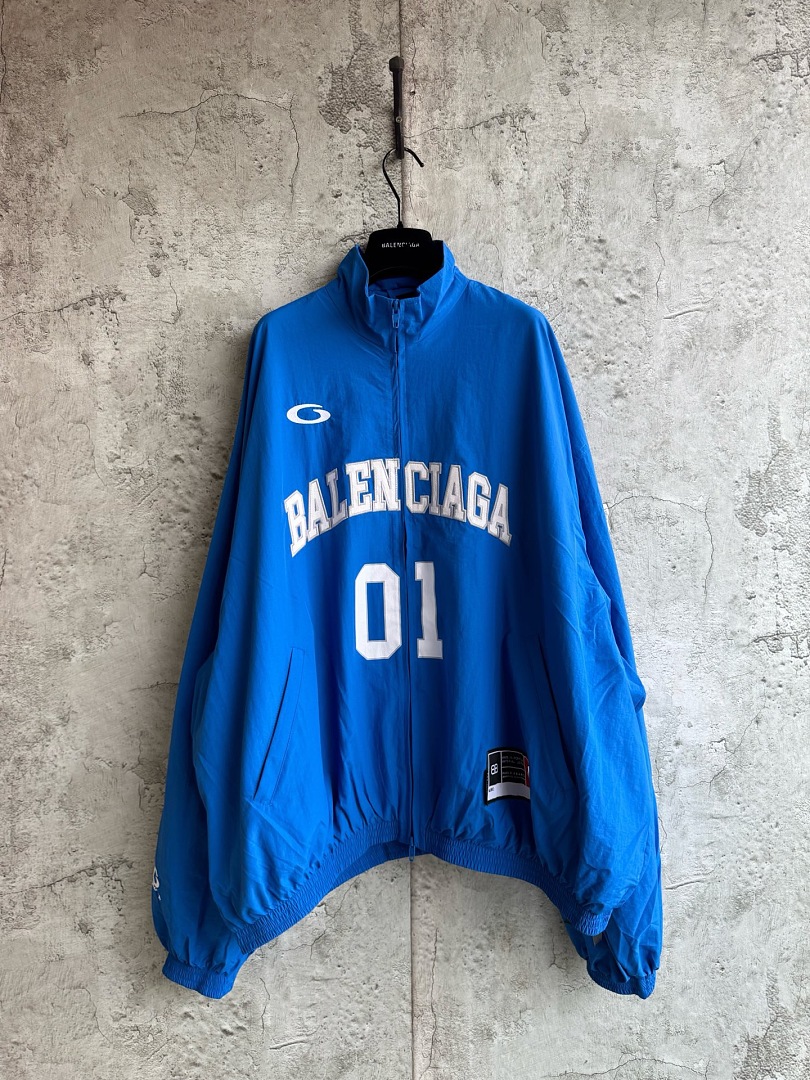 Balenciaga 52415−24L - Image 15