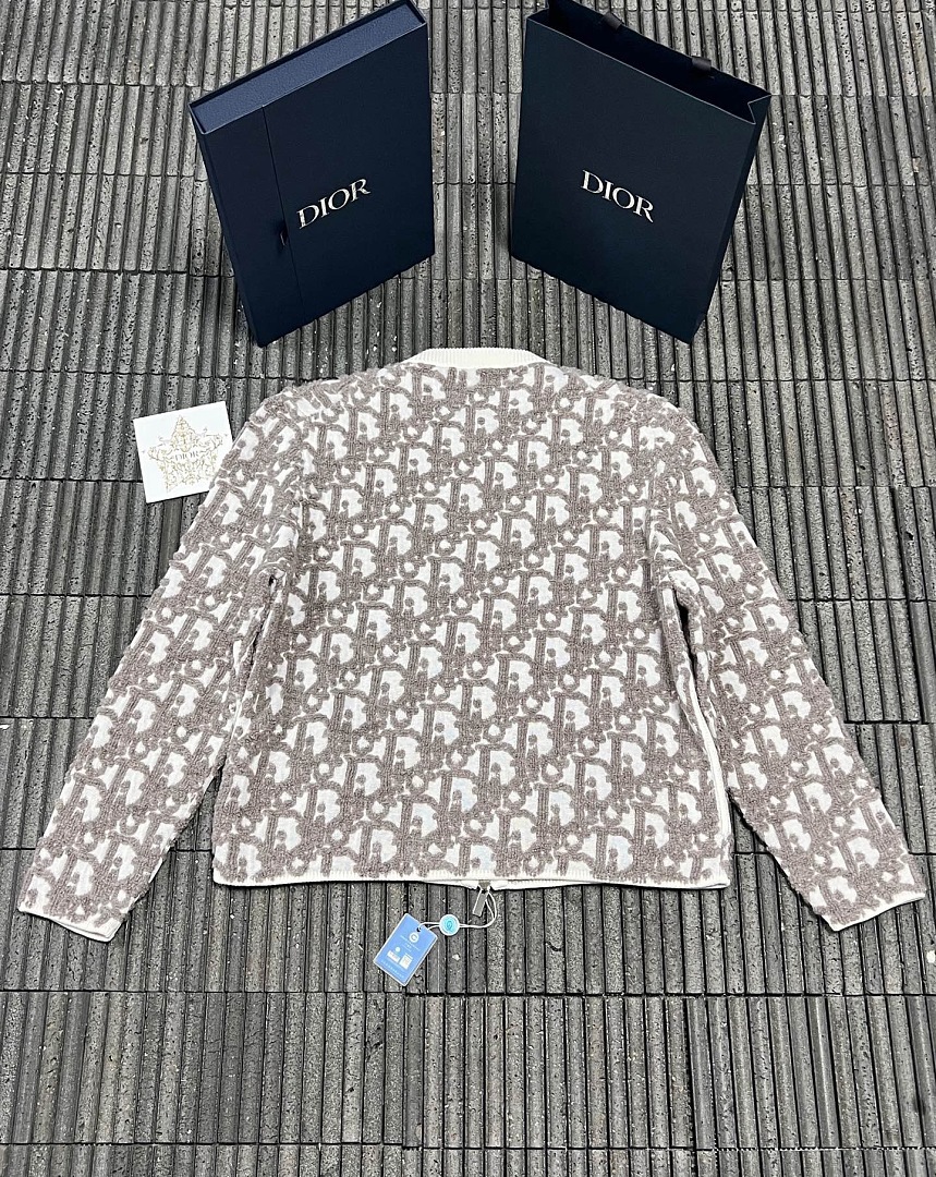 Dior 526326−51L - Image 4